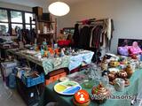 Brocante vide grenier a la maison