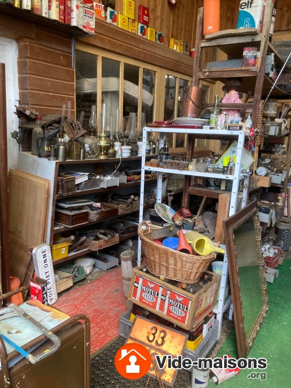 Vide maison dépôt brocante