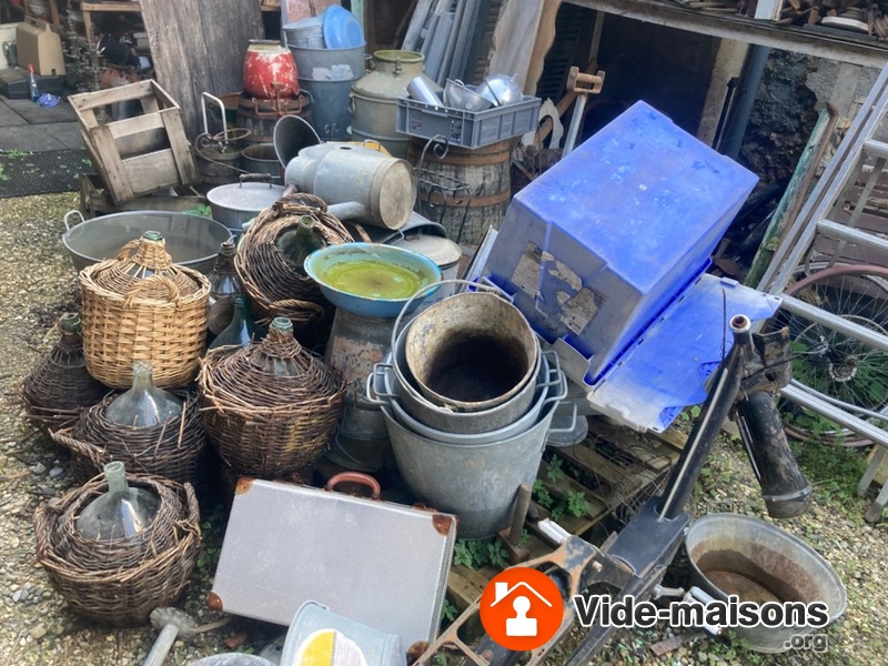 Vide maison dépôt brocante