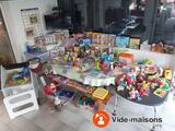 Photo Vide Maison spécial Vêtements Enfants, Puériculture, Jouets à Naintré